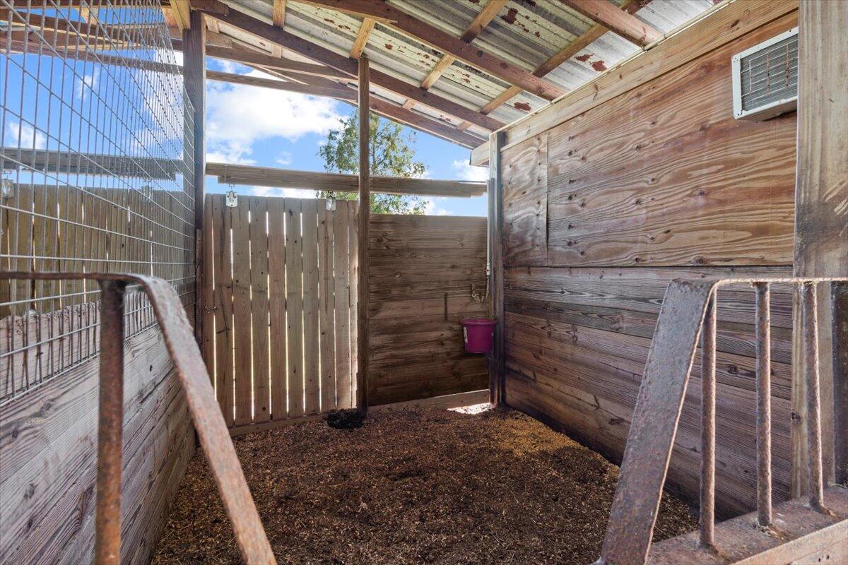 METES AND BOUNDS - Residential