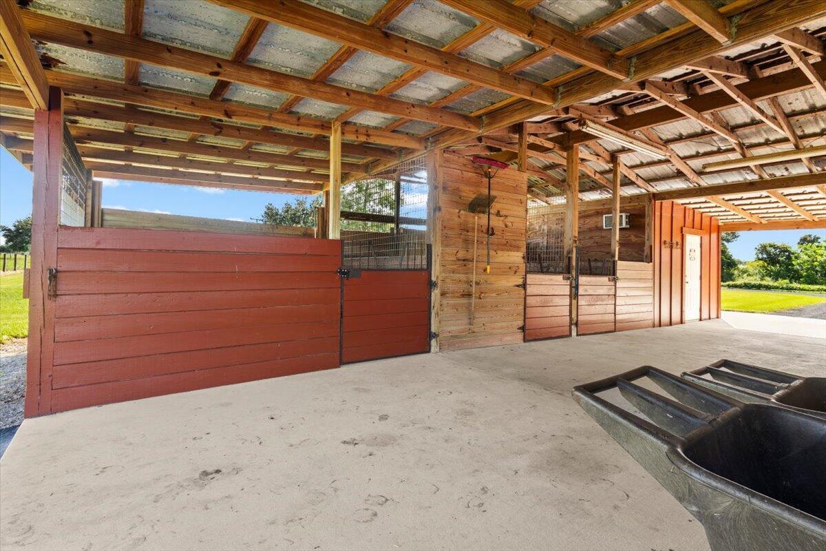 METES AND BOUNDS - Residential
