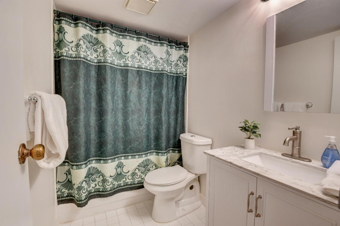 BOCA TERRACE CONDO PH I AND II OR261 - Residential