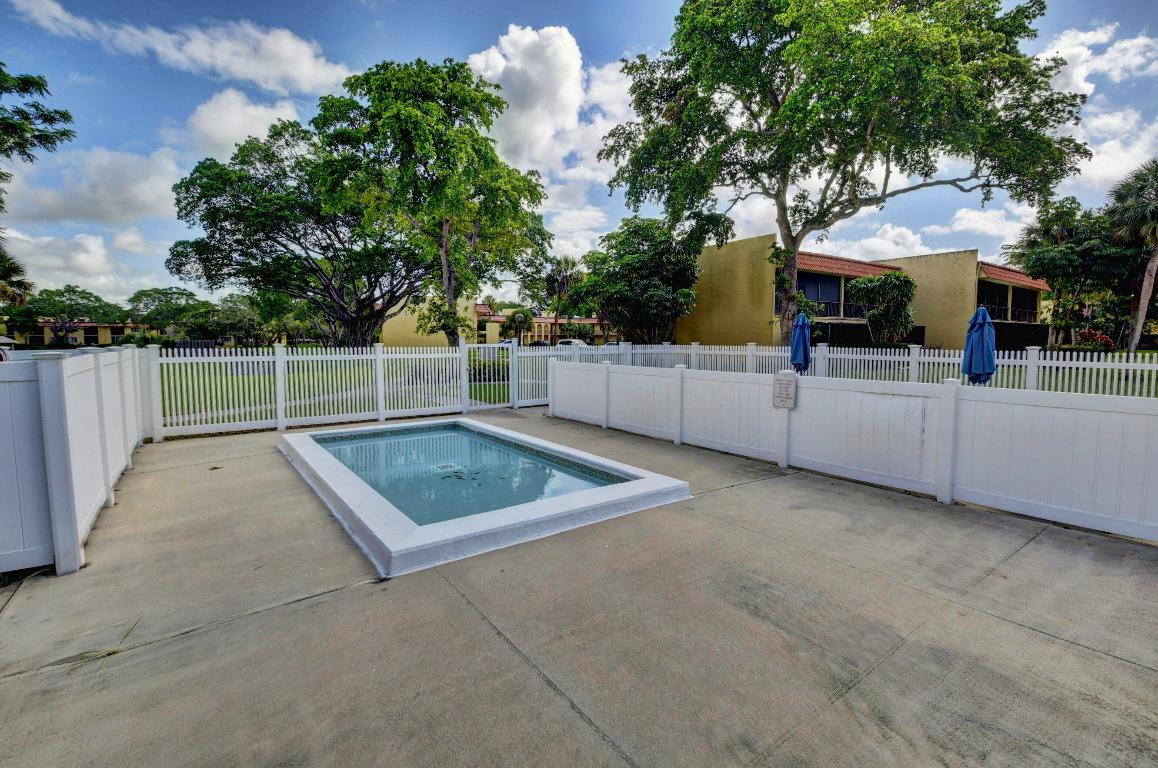 BOCA TERRACE CONDO PH I AND II OR261 - Residential