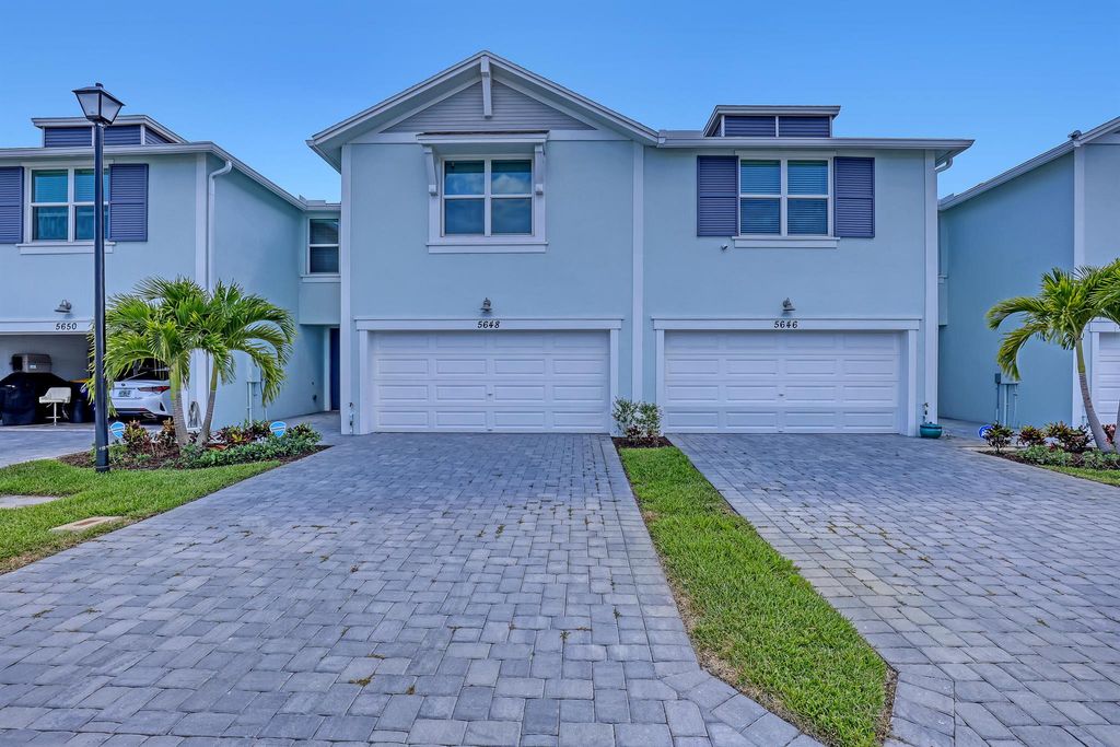 Photo of 5648 SE Edgewater Circle, Stuart, FL 34997 (MLS # R11092883)