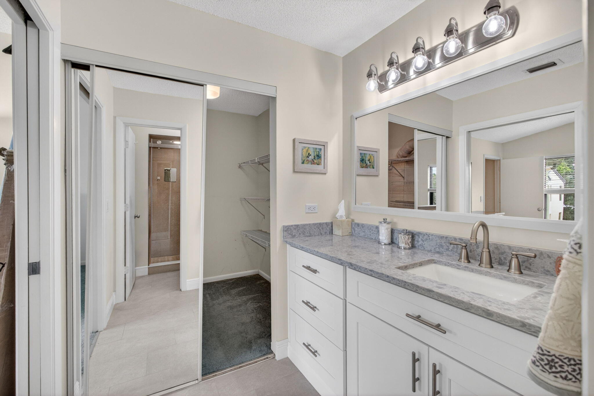 CLUBHOUSE COURT CONDO - Residential