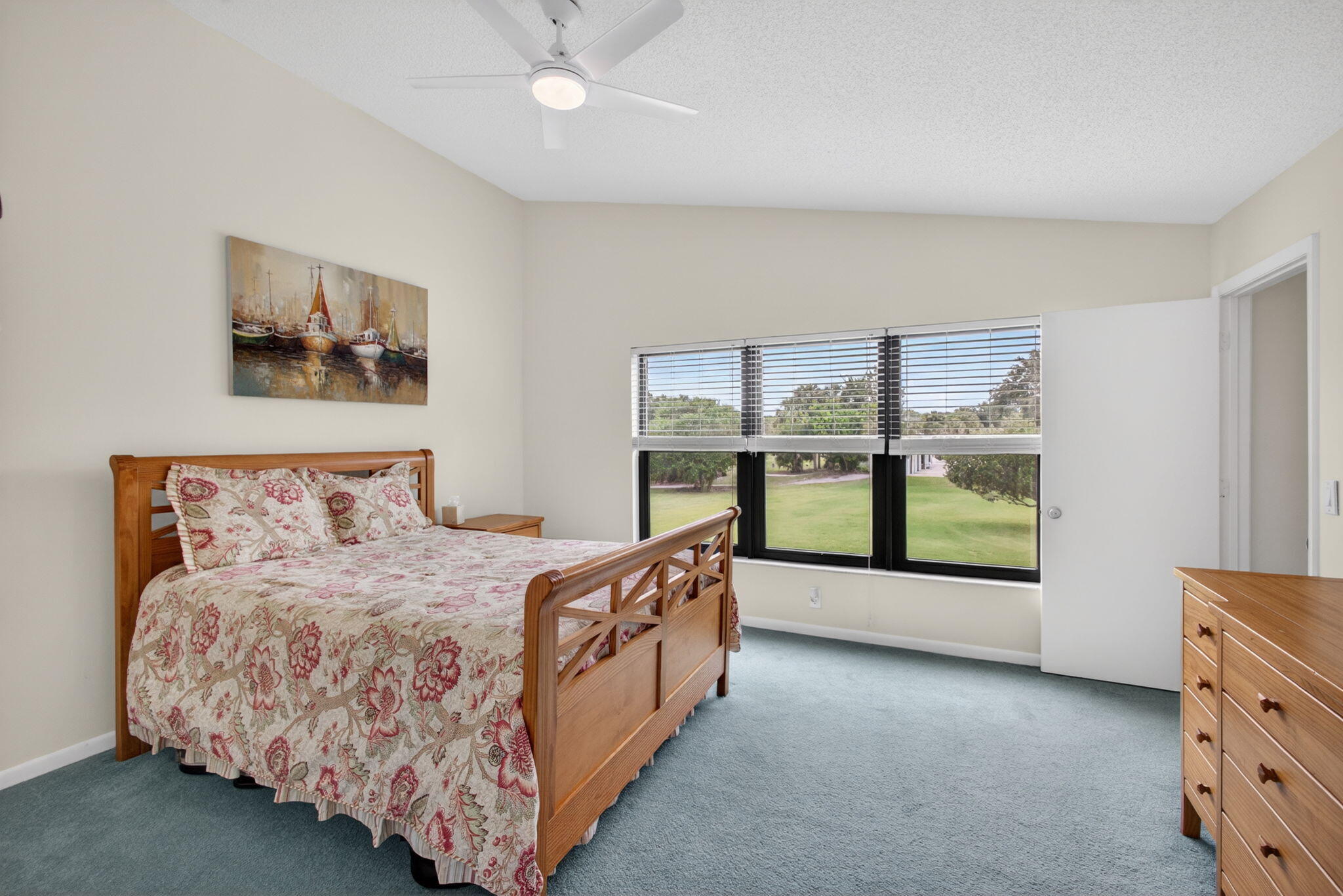 CLUBHOUSE COURT CONDO - Residential