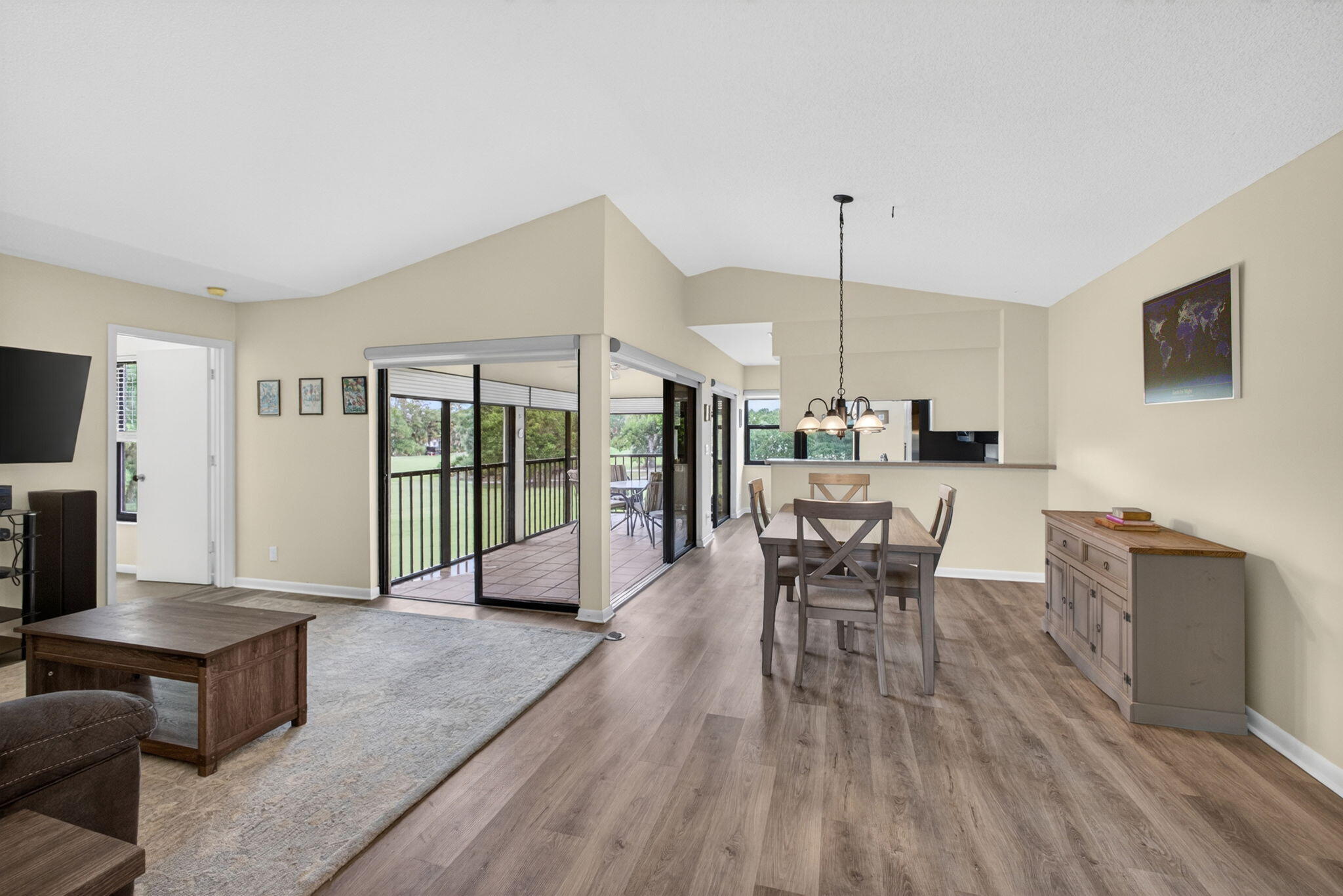 CLUBHOUSE COURT CONDO - Residential