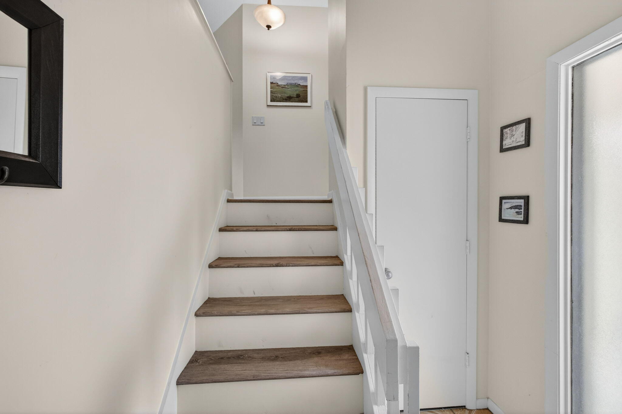 CLUBHOUSE COURT CONDO - Residential