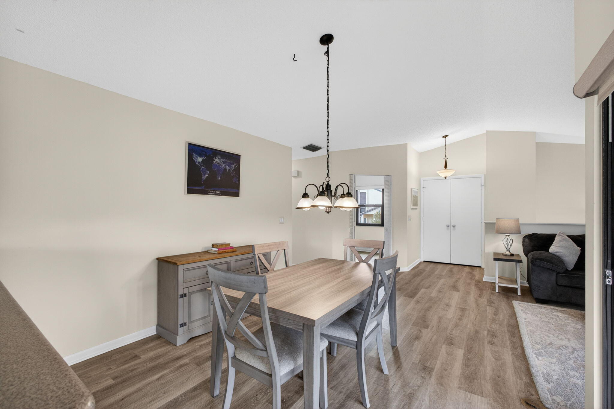 CLUBHOUSE COURT CONDO - Residential