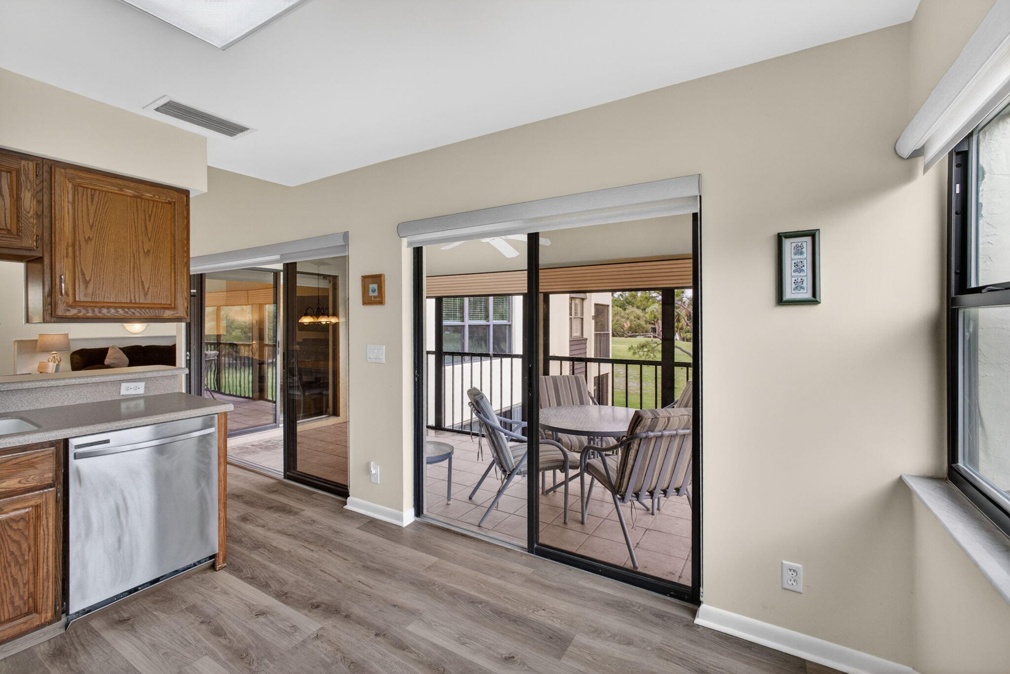 CLUBHOUSE COURT CONDO - Residential