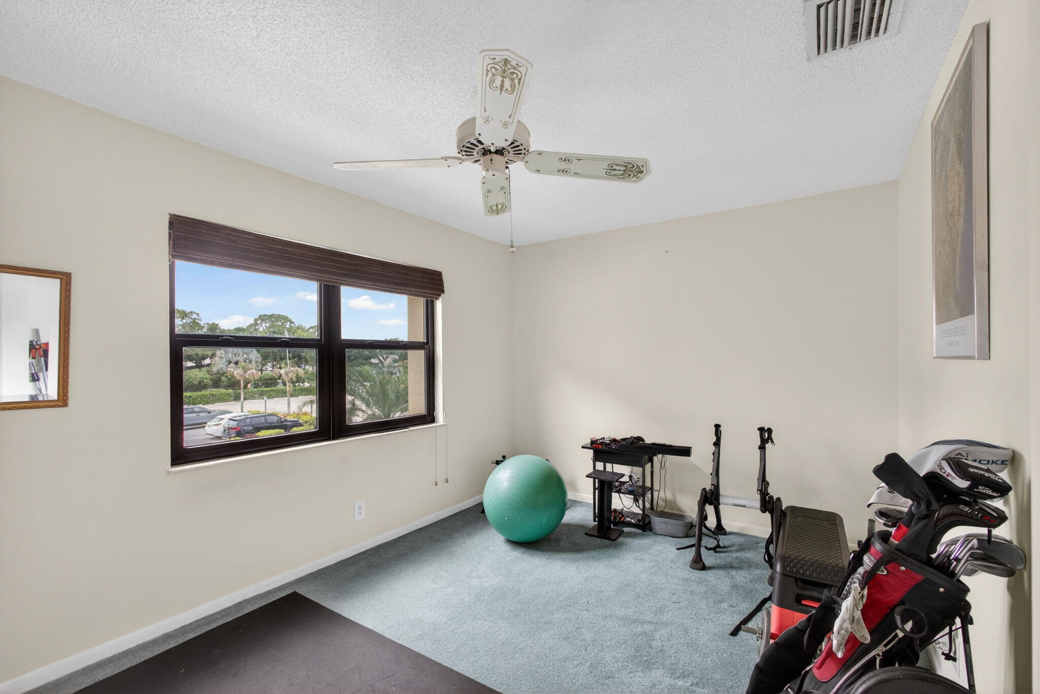CLUBHOUSE COURT CONDO - Residential
