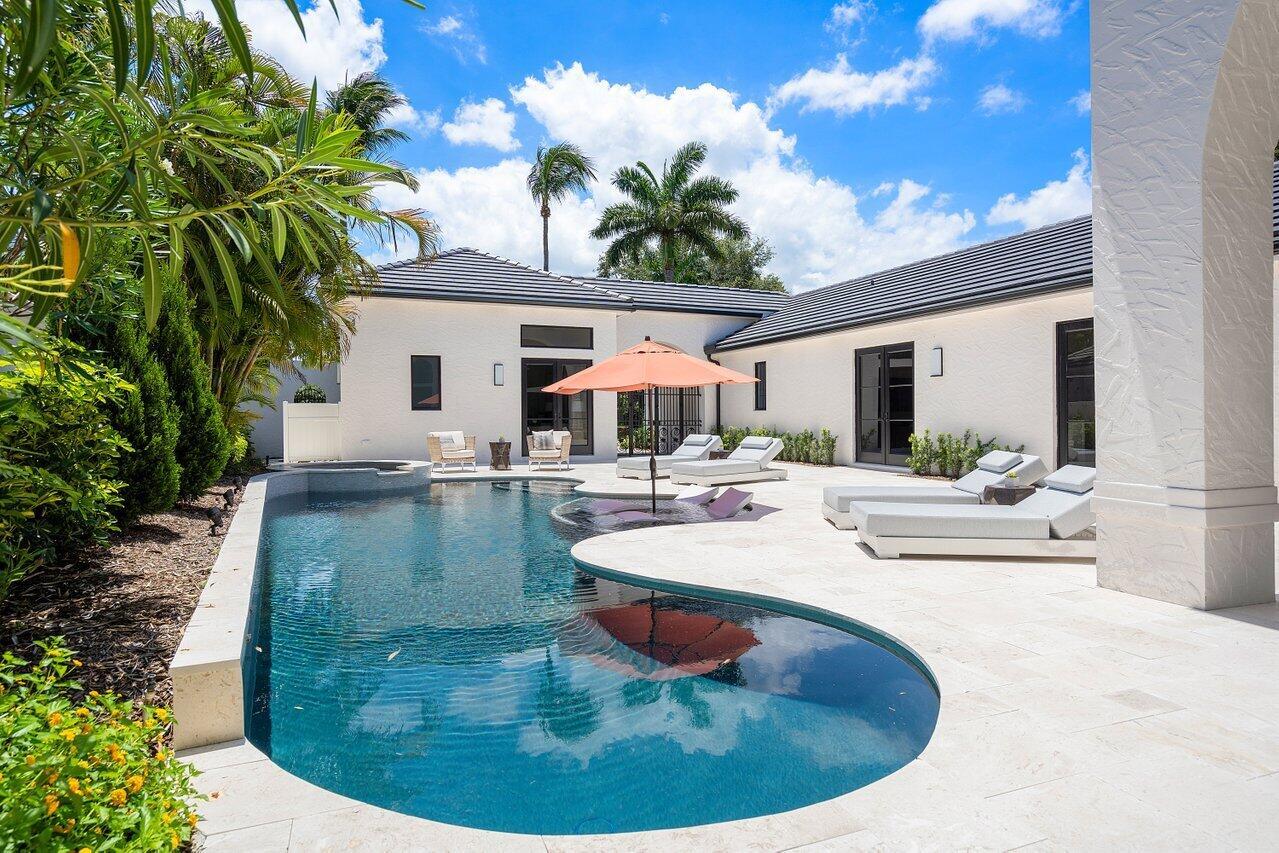 ROYAL HIDDEN COVE / POLO - Residential