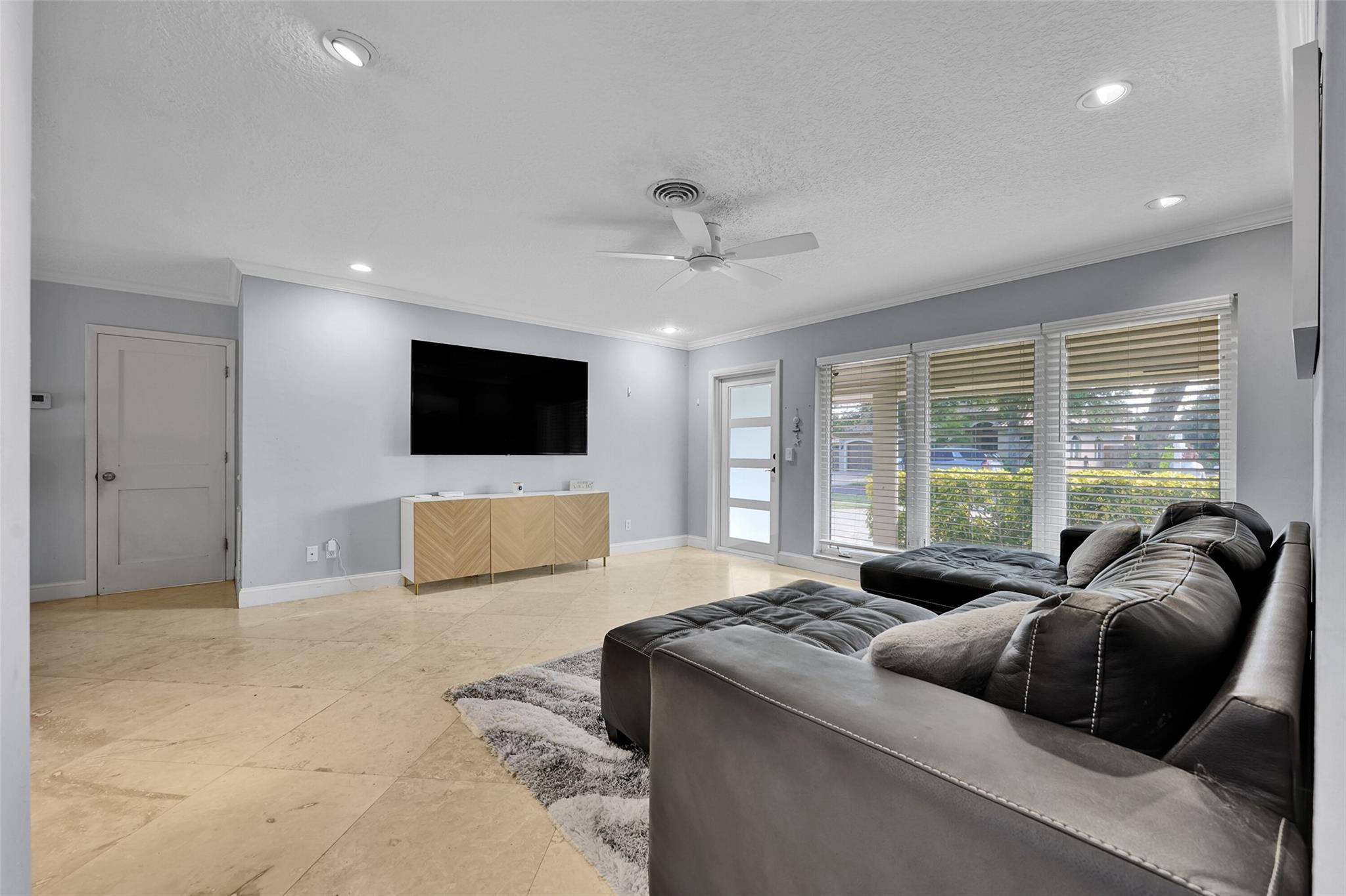 Garden Isles Sec One 46-3 - Residential