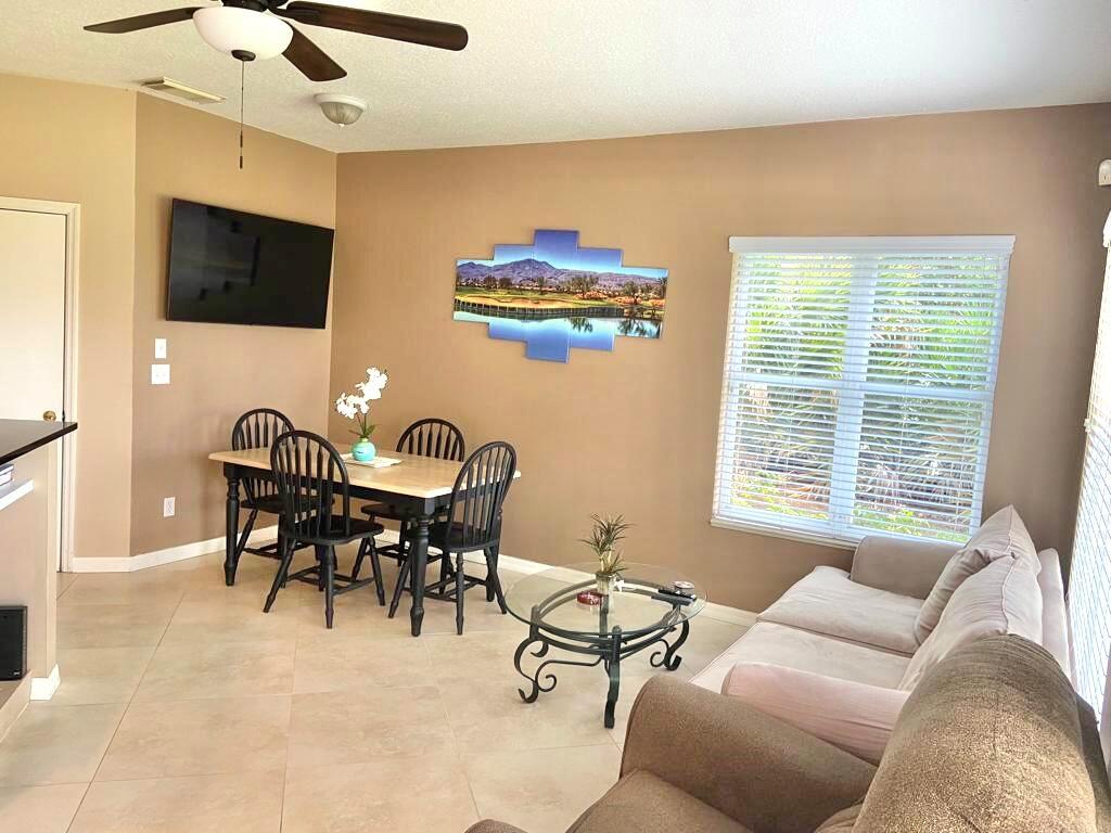 GOLF VILLAS I - Residential Lease