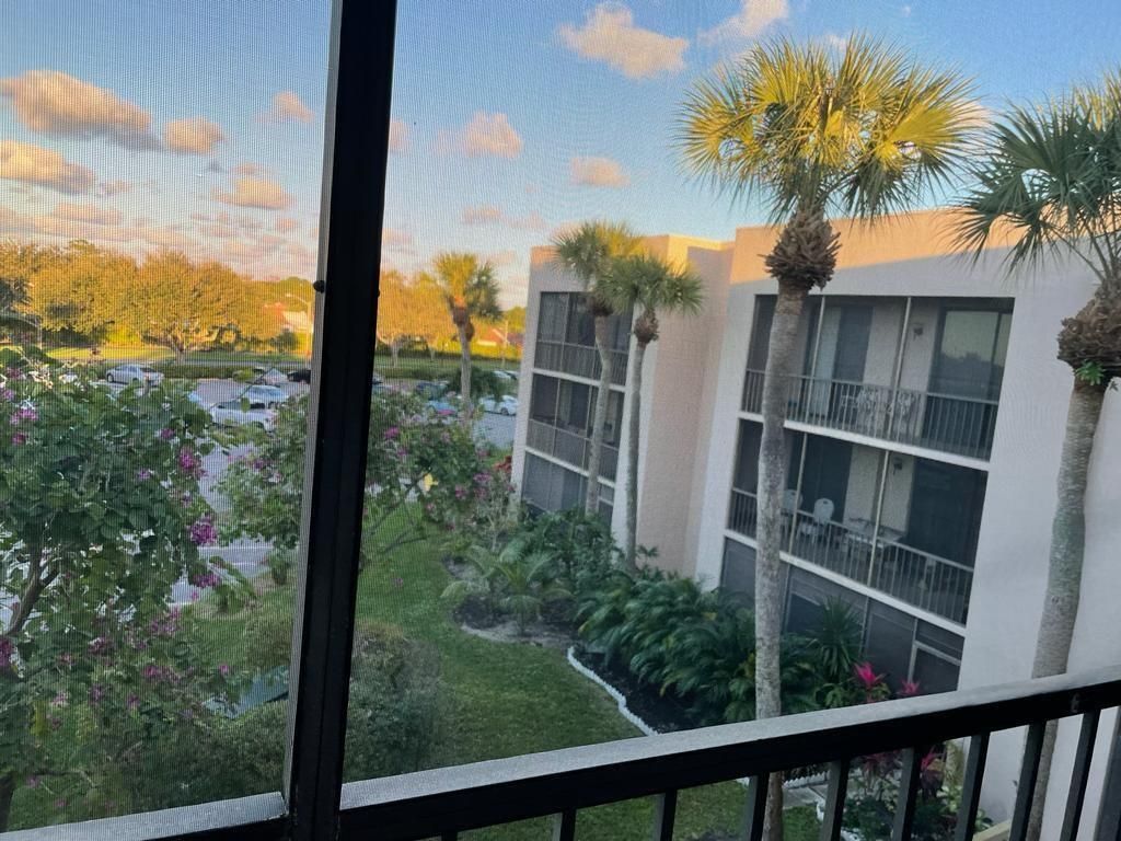 Photo of 5160 Las Verdes Cir #320, Delray Beach, FL 33484 (MLS # F10312745)