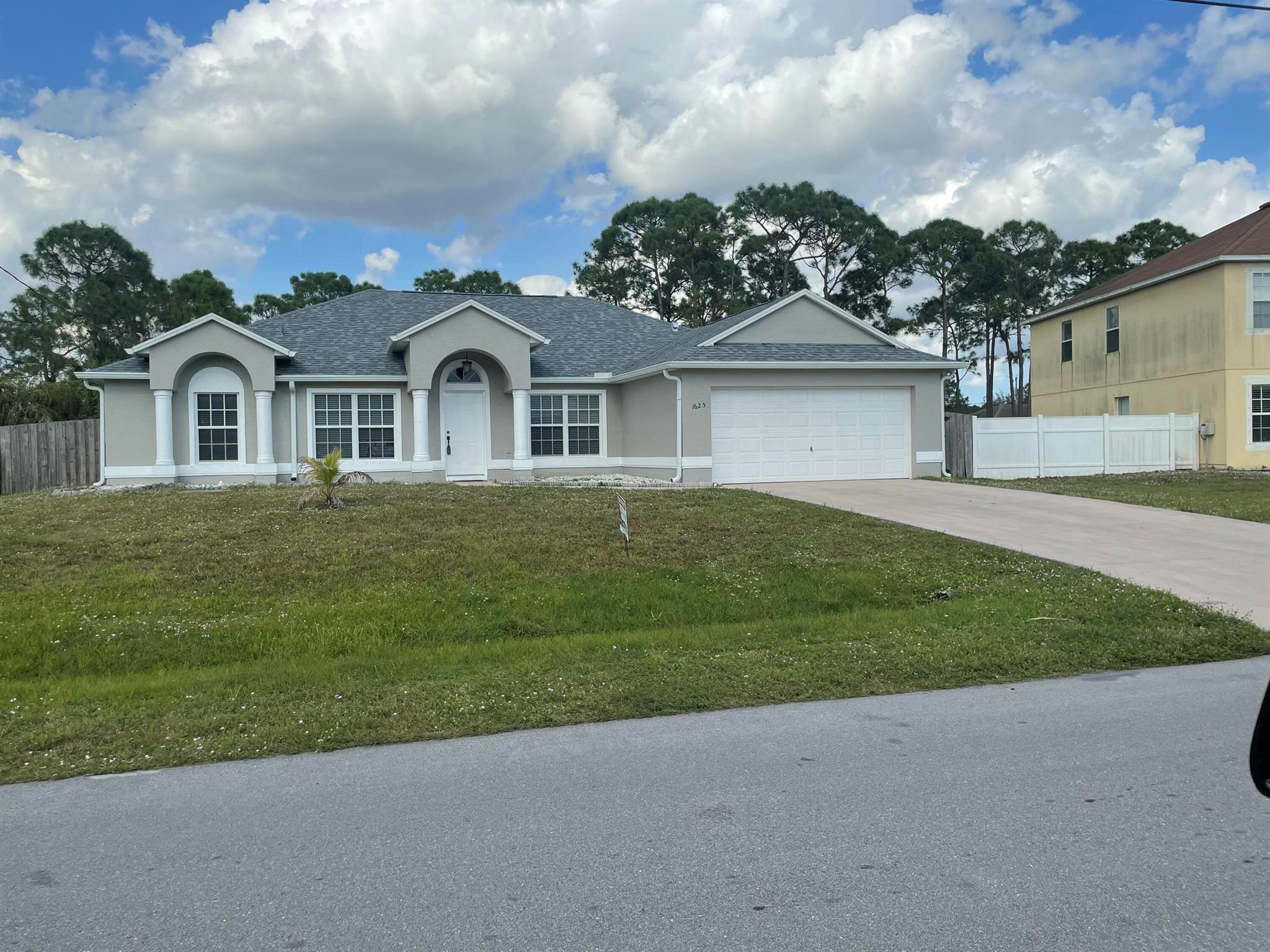 PORT ST LUCIE SECTION 19 - Residential