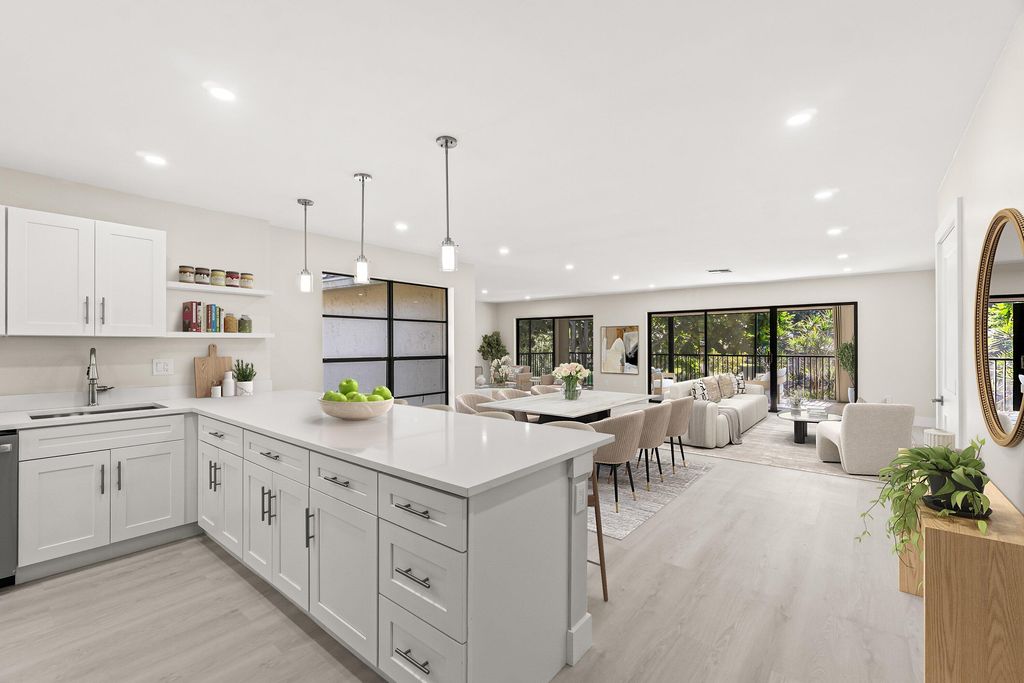 Photo of 14 Westgate Lane #B, Boynton Beach, FL 33436 (MLS # R11160941)