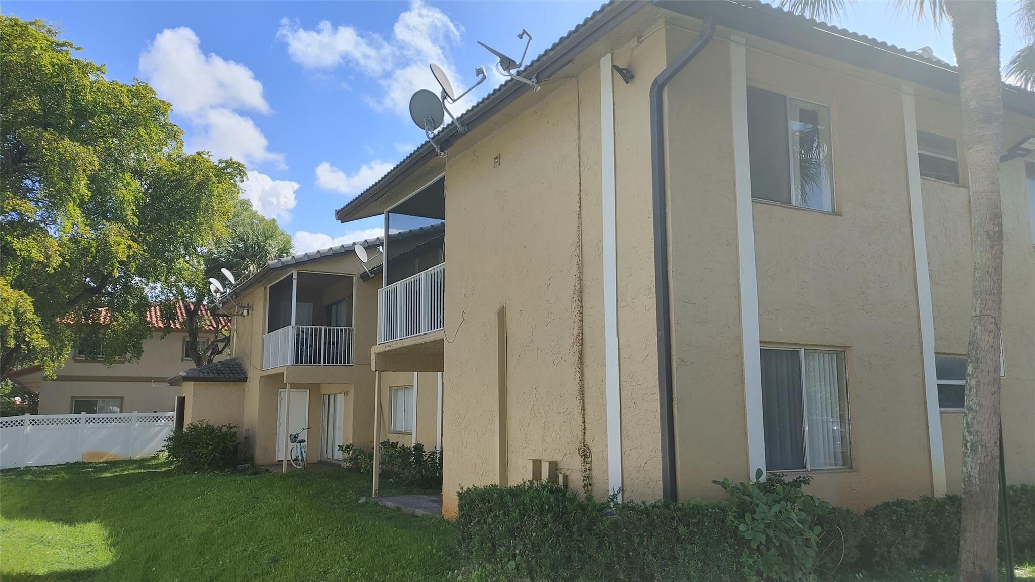 11585 NW 44TH Street 11585