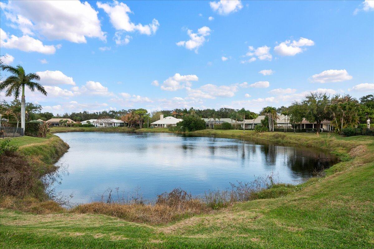 HERITAGE OAKS - Residential