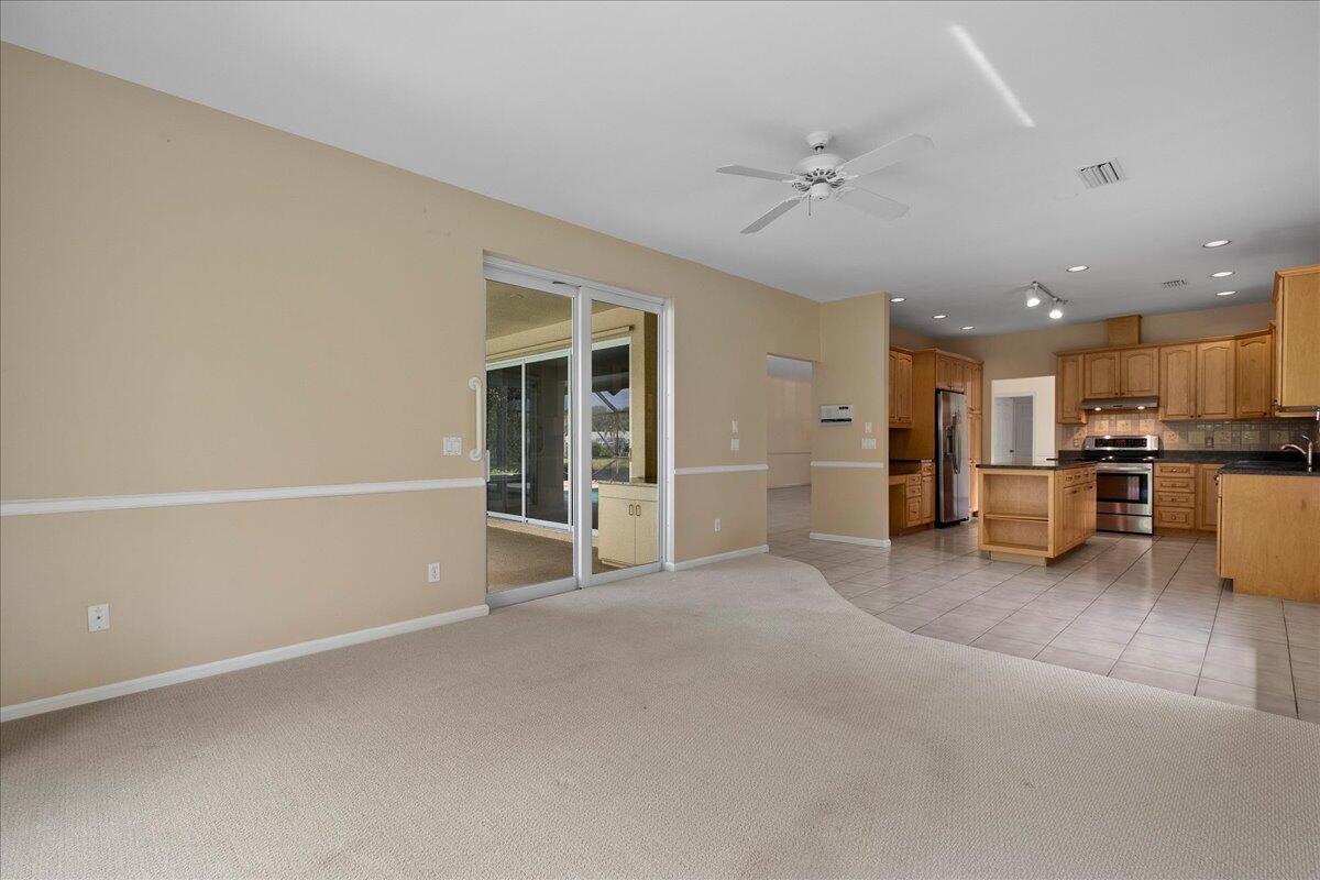 HERITAGE OAKS - Residential