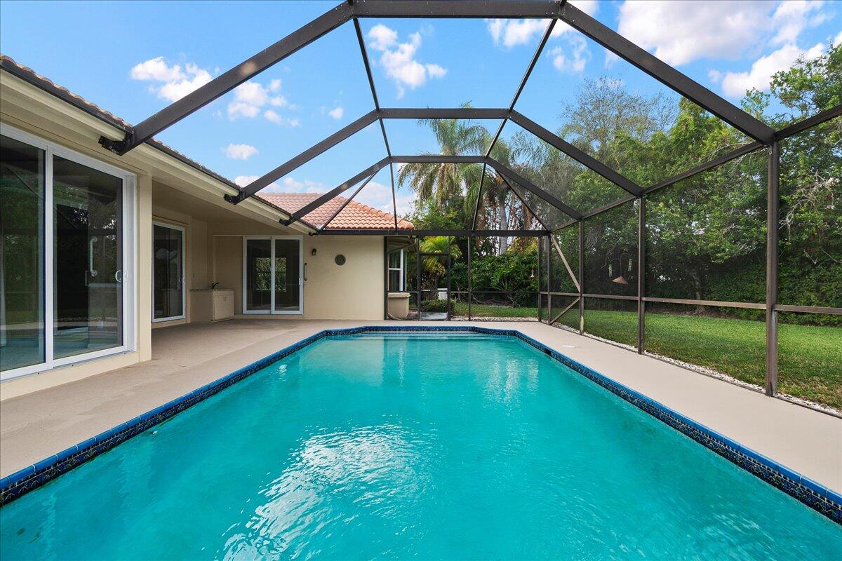 HERITAGE OAKS - Residential