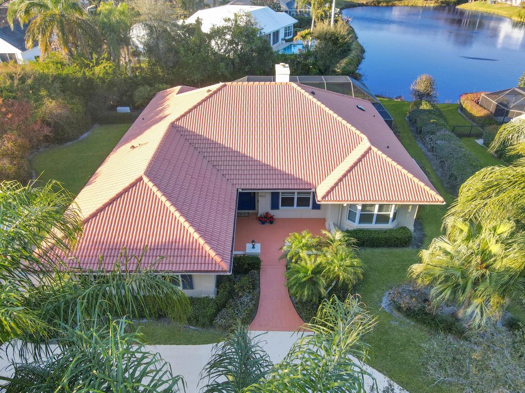 Photo of 9953 SE Mahogany Way, Jupiter, FL 33469 (MLS # R11167560)