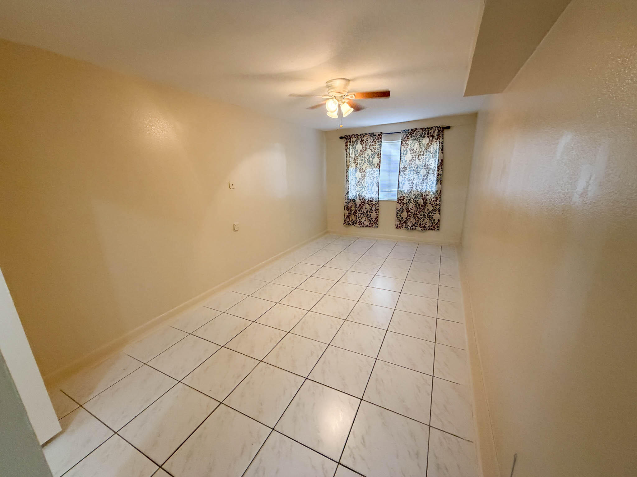 ZILADEN PROPERTIES - Residential Lease