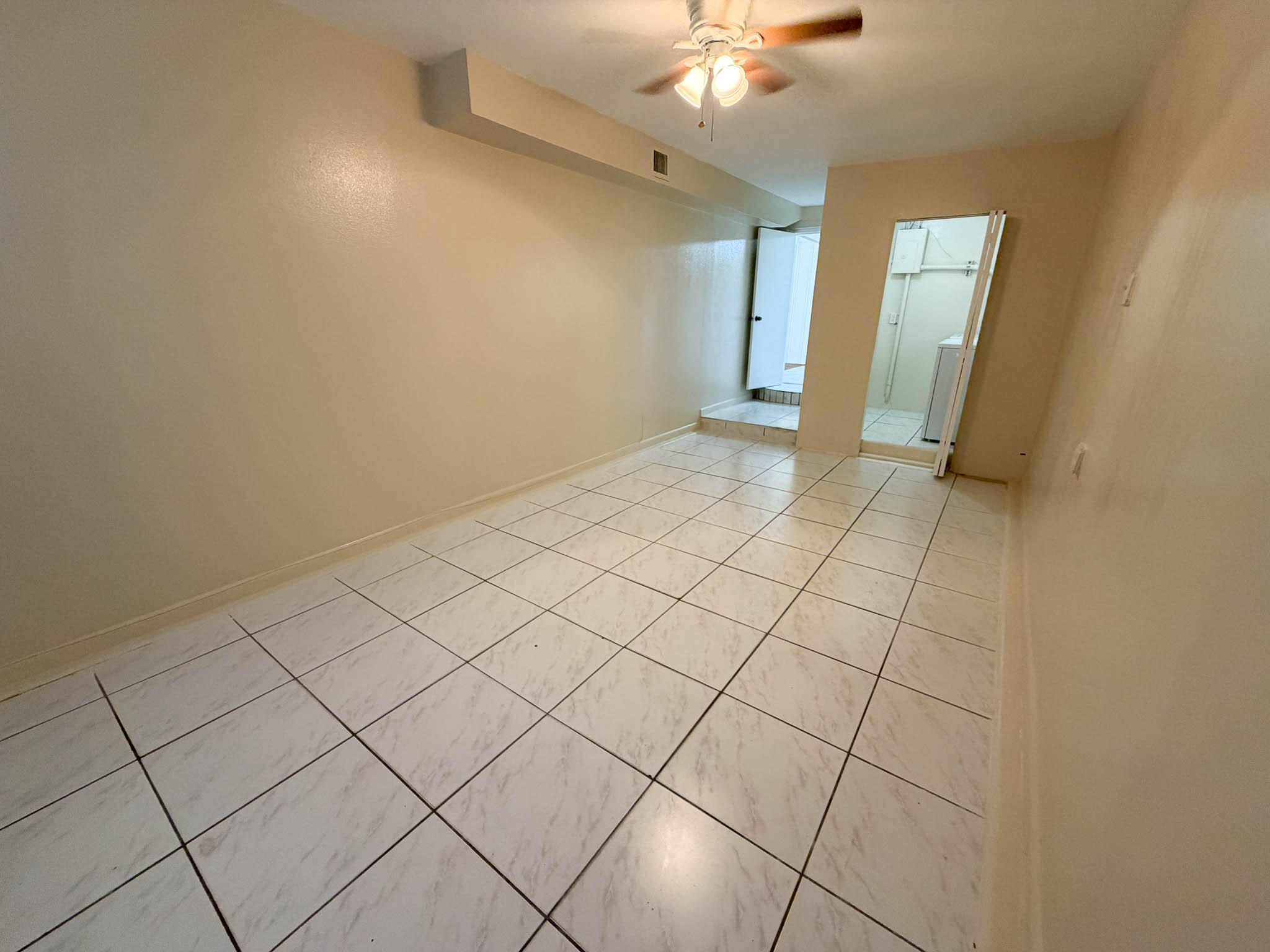 ZILADEN PROPERTIES - Residential Lease