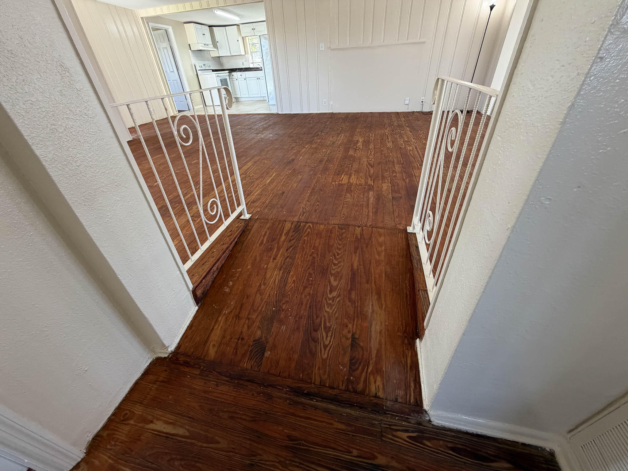 ZILADEN PROPERTIES - Residential Lease