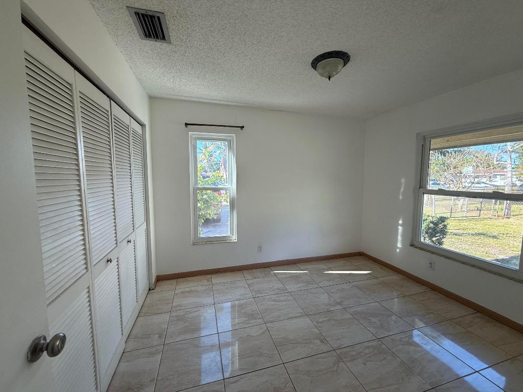 MC S ACRES - Residential Lease