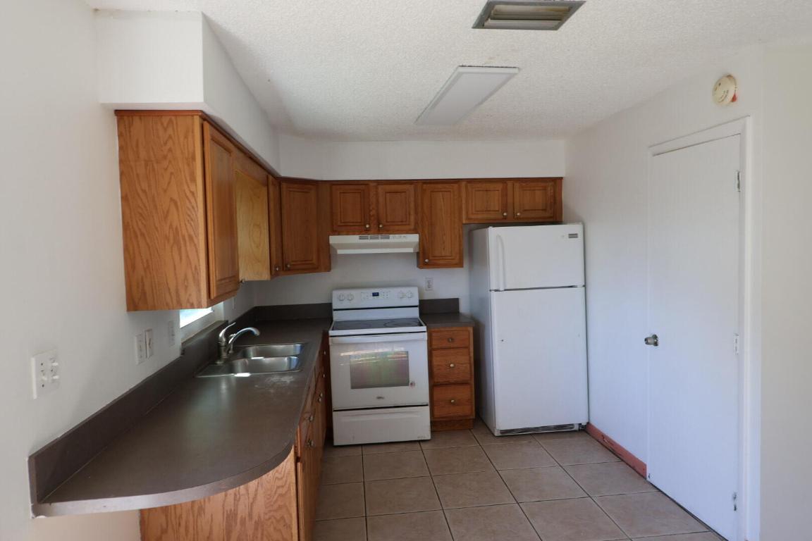 MC S ACRES - Residential Lease