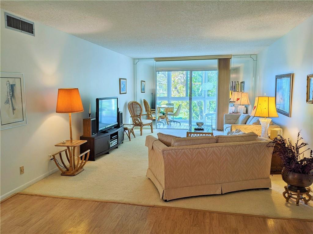 WYNMOOR - Residential