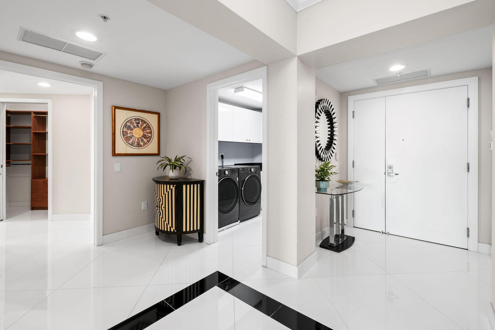 LANDMARK AT THE GARDENS C - Residential