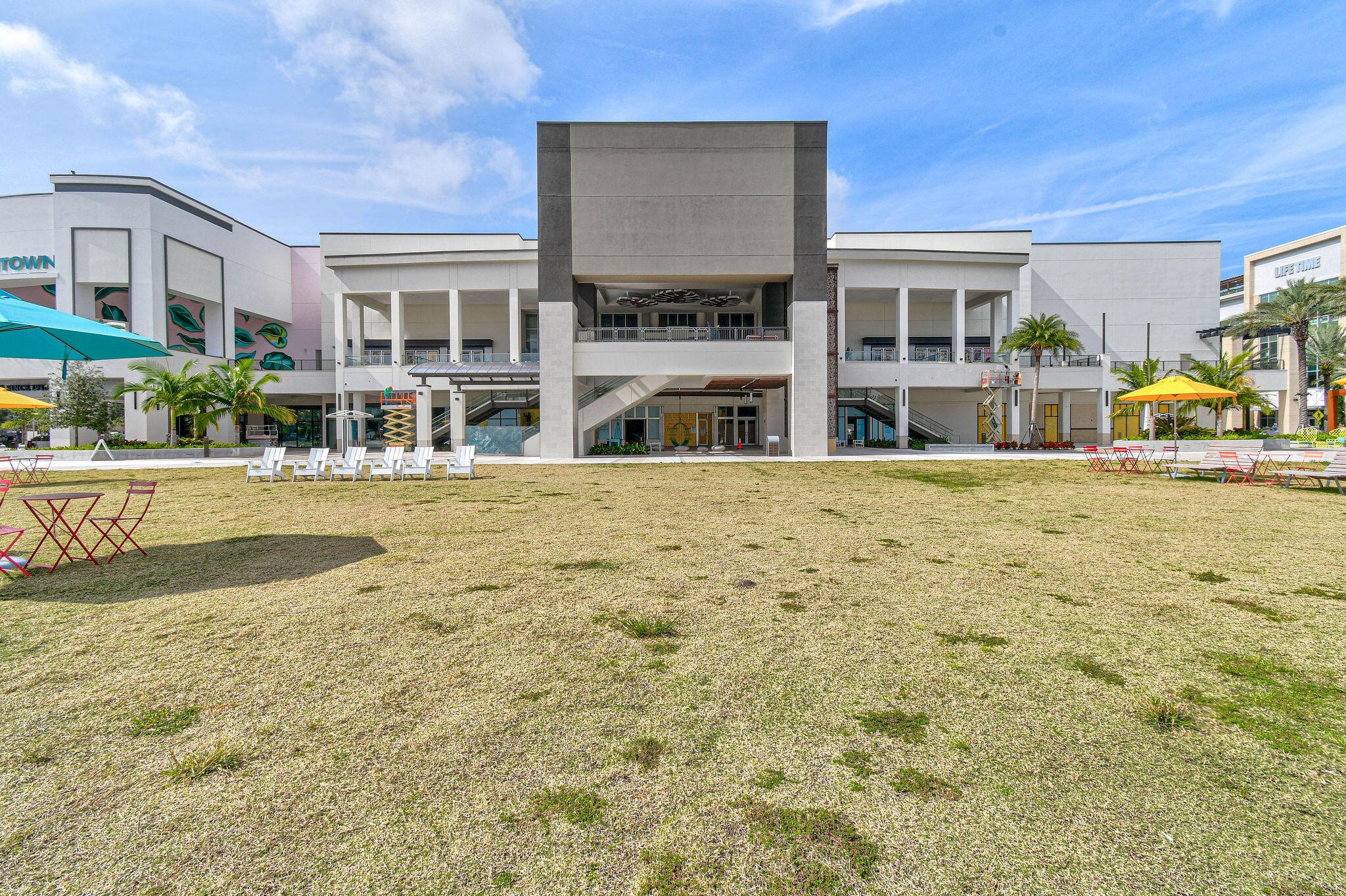 LANDMARK AT THE GARDENS C - Residential