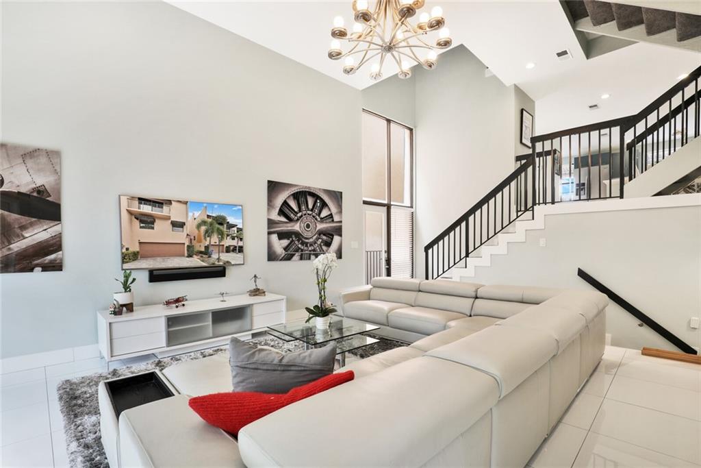 Riverfront Townhouses - Residential