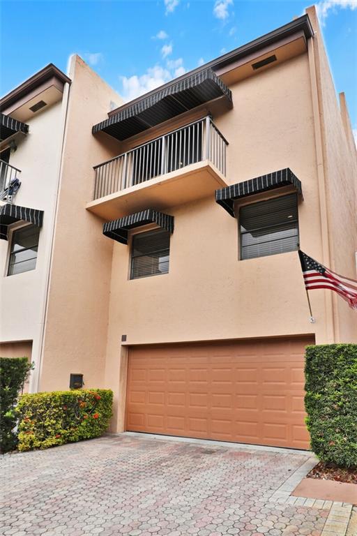 Riverfront Townhouses - Residential