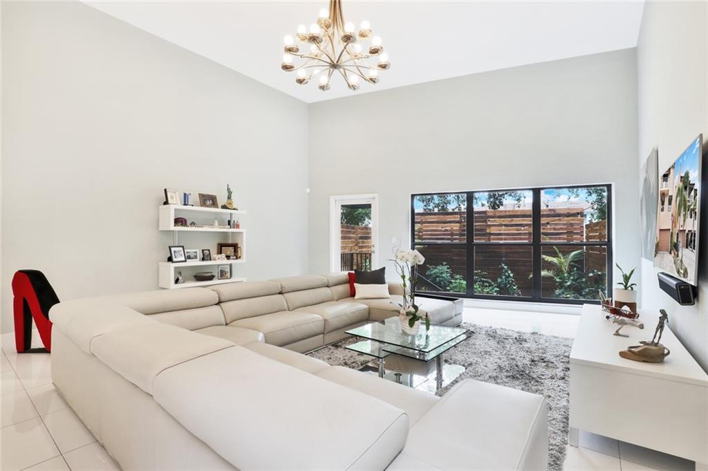 Riverfront Townhouses - Residential