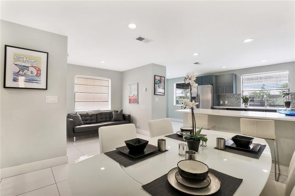 Riverfront Townhouses - Residential