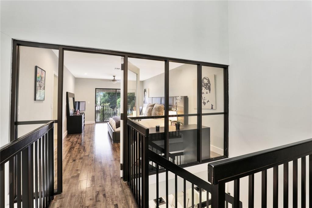 Riverfront Townhouses - Residential