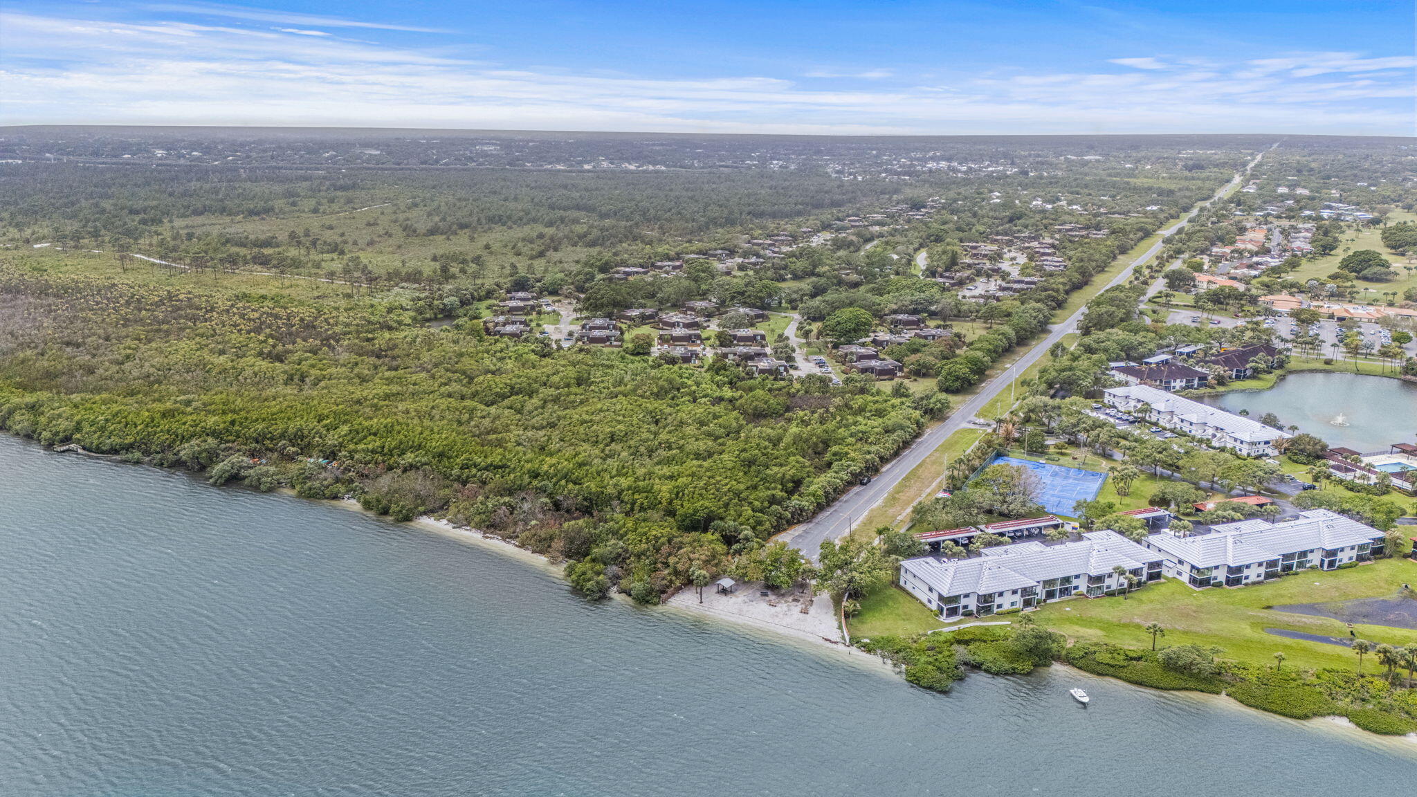 RIVER PINES - Residential