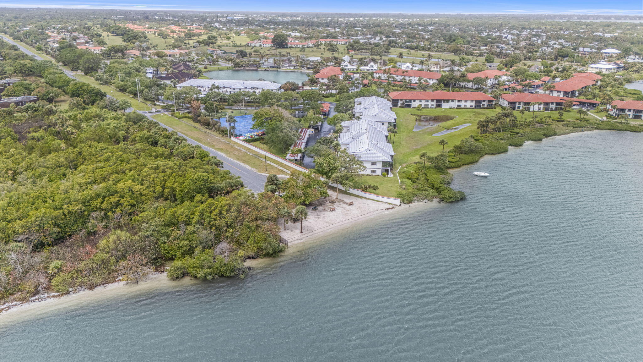 RIVER PINES - Residential