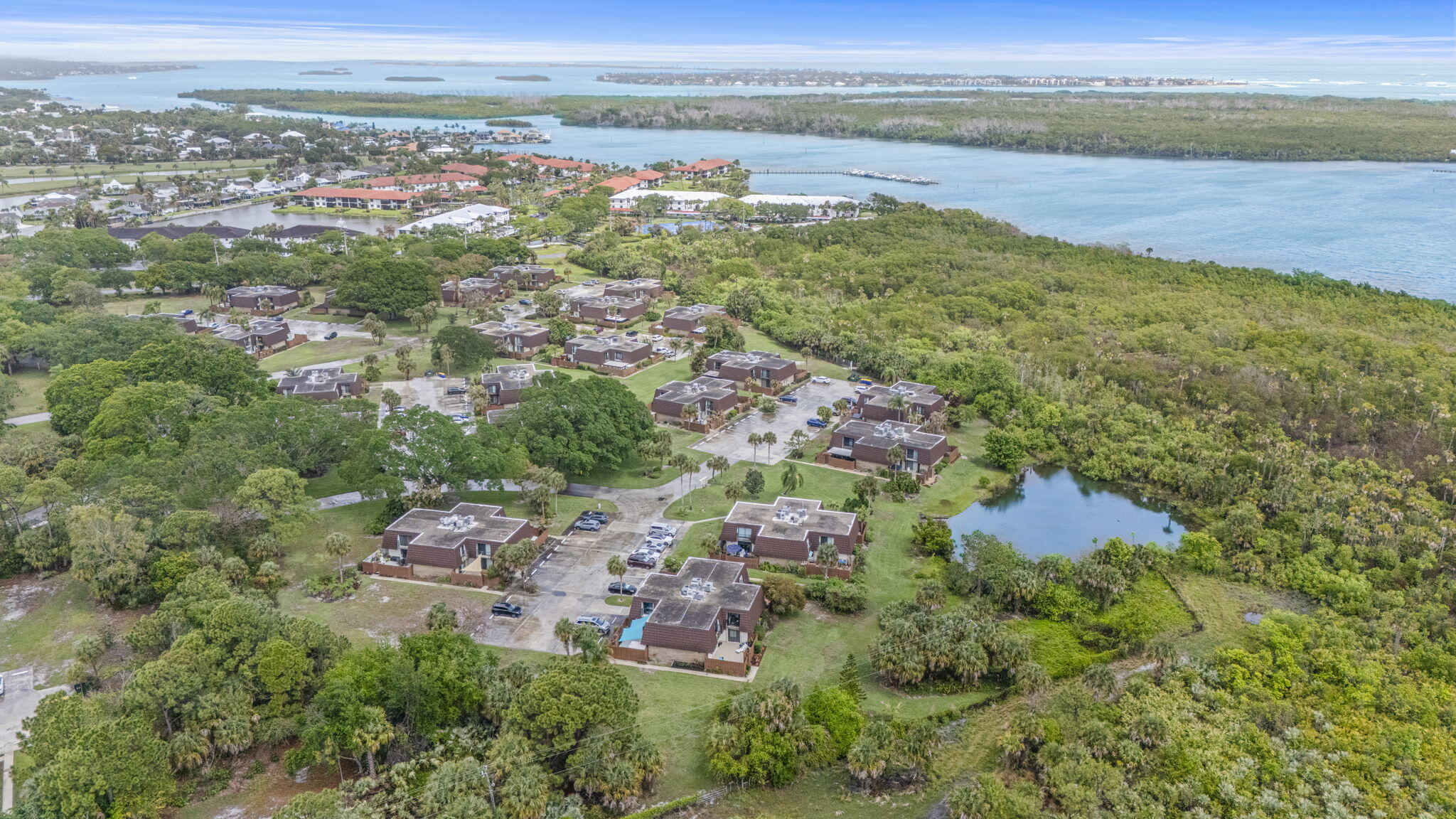 RIVER PINES - Residential