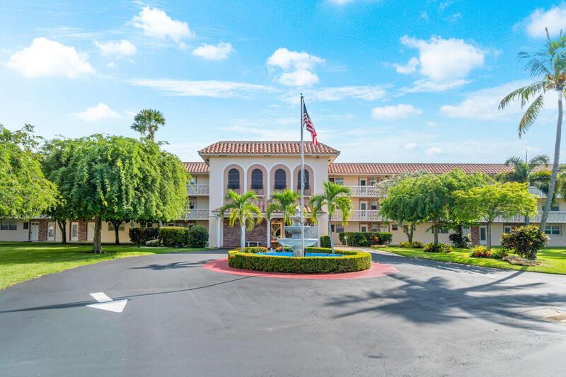 Beautifully furnished 2/2 in a great East Boca location. Over 55 building. Easy to show. Maintenance includes cable tv and internet. Close to shopping and restaurants. Mizner Park and beaches are less than a 10 minute drive away. Water aerobics and Tai chi classes are available 3 times a week. No renting for 3 years. Very easy to show.