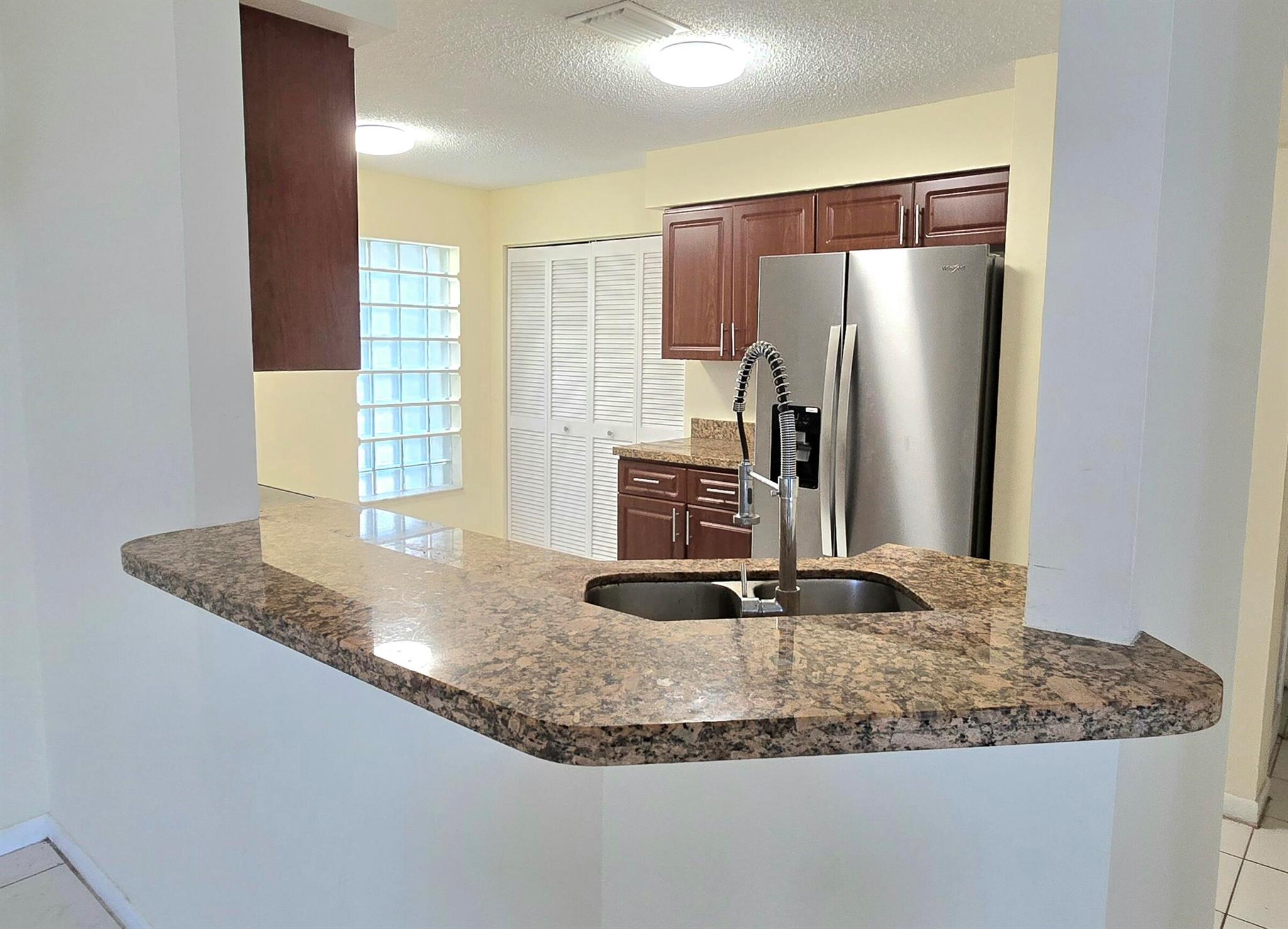 SUTTON WATERSIDE - Residential Lease