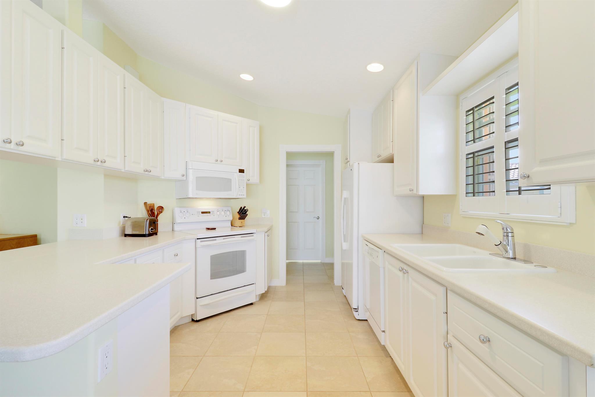 The Lakes at Tradition - Residential Lease