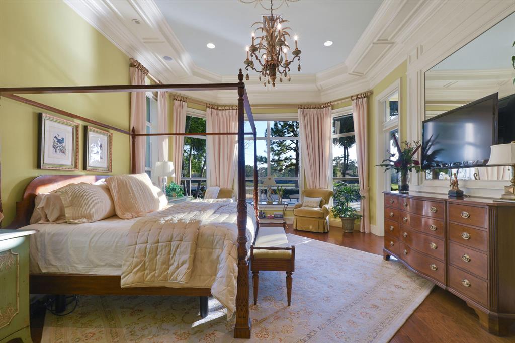 MEDALIST VILLAGE & REPLAT NO 1 A PLAT OF - Residential