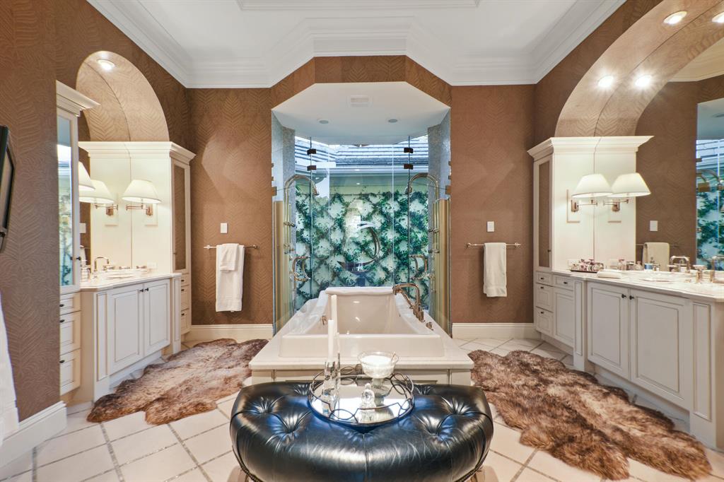 MEDALIST VILLAGE & REPLAT NO 1 A PLAT OF - Residential