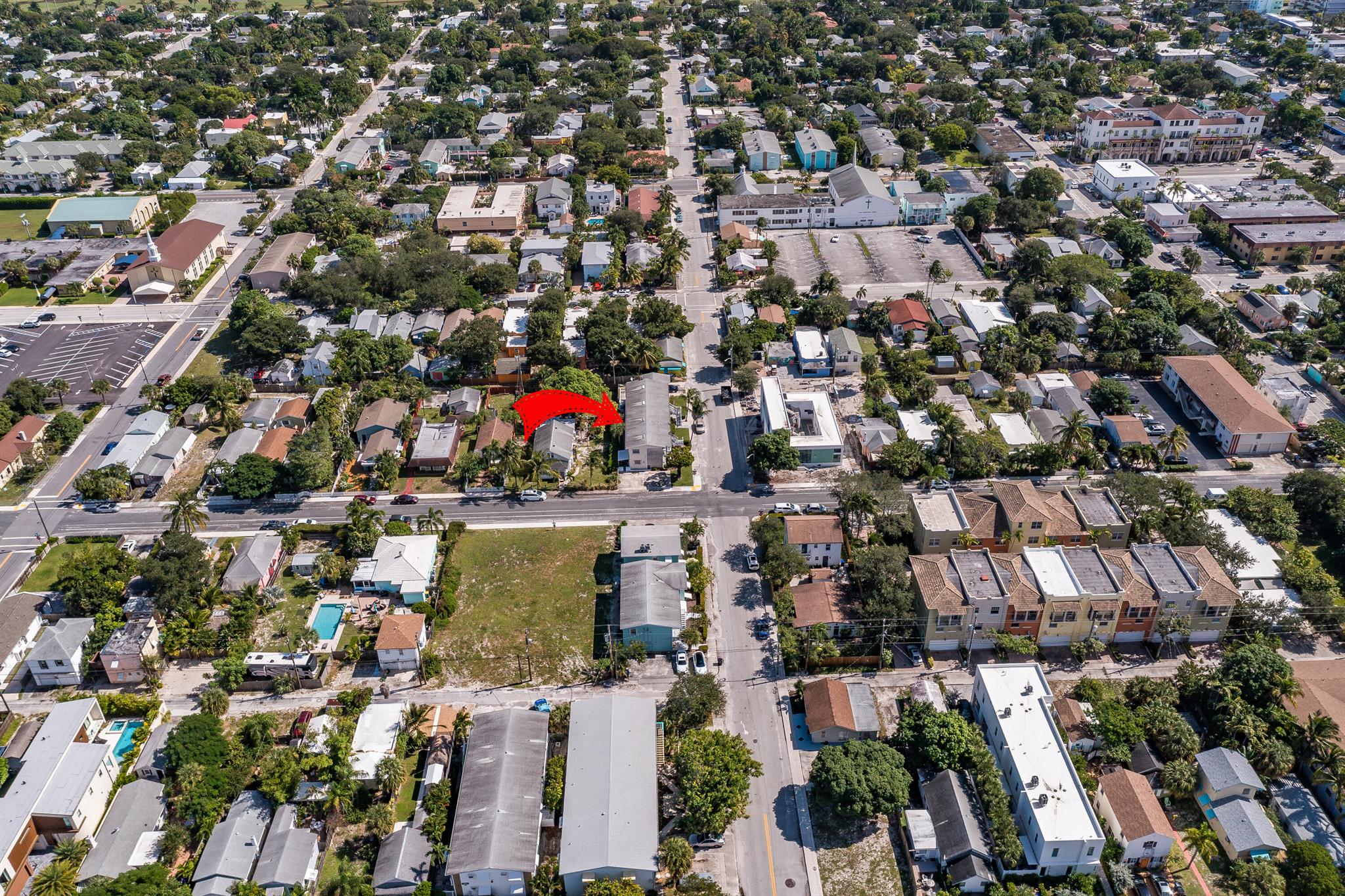 VAN SCOTT CONDO - Residential