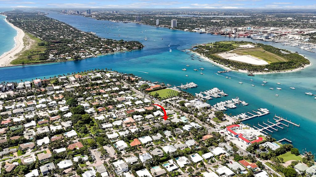Photo of 333 Tacoma Lane, Palm Beach Shores, FL 33404 (MLS # R11020487)