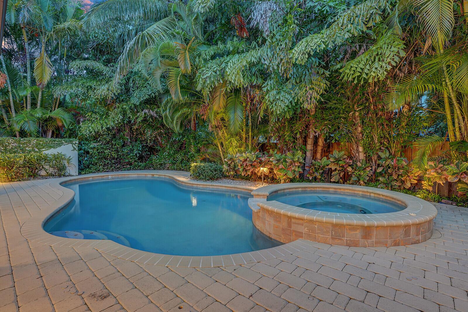 PALM BEACH SHORES - Residential