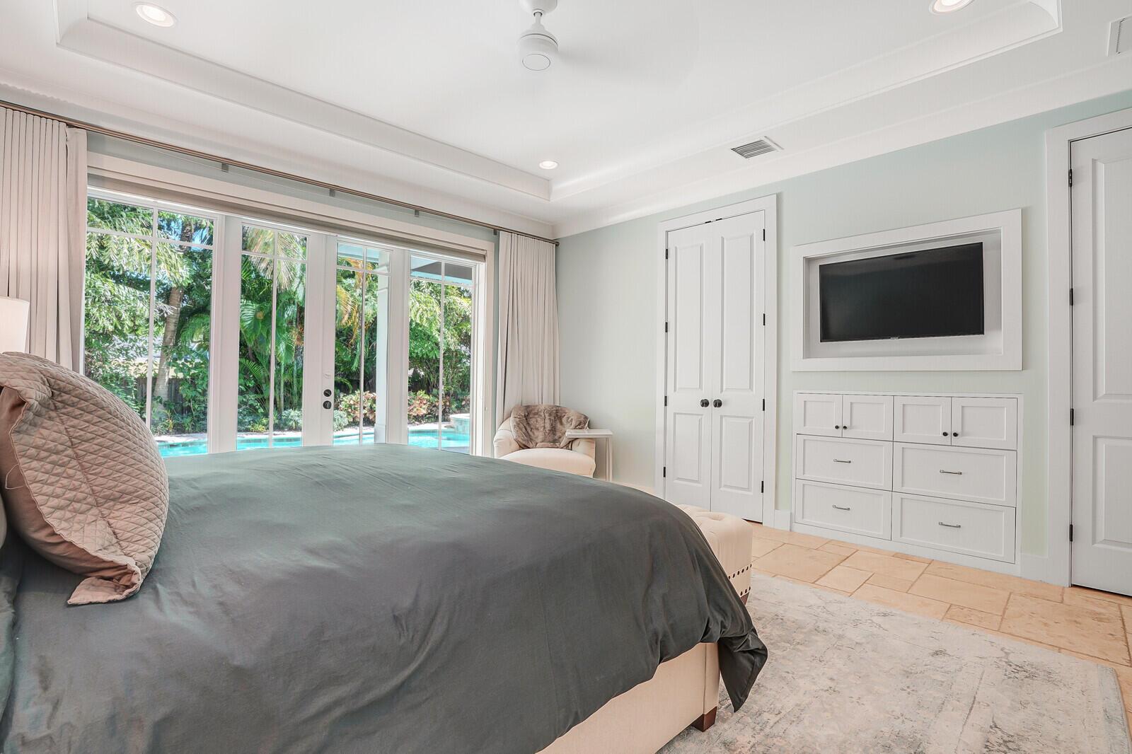 PALM BEACH SHORES - Residential