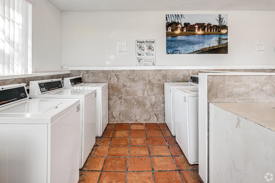 St Andrews Palm Beach Con - Residential Lease