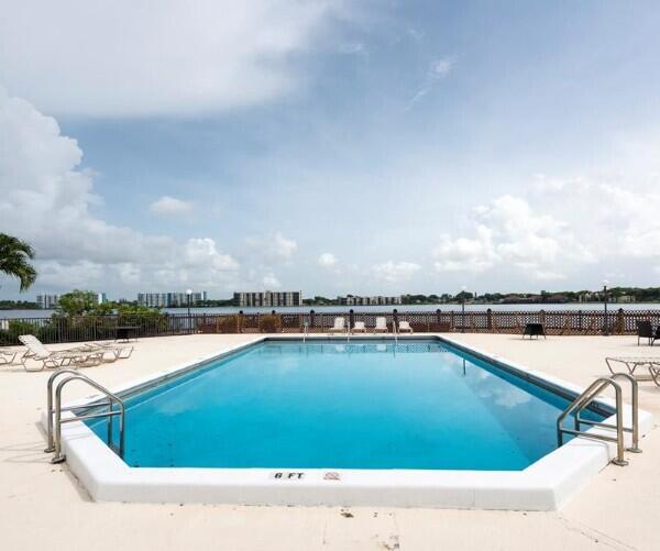 LAKE EMERALD CONDOMINIUM NO - Residential